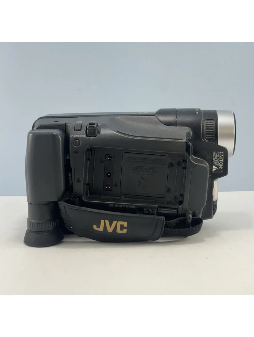 JVC GR-AXM225U Compact VHS C Camcorder Tested NO BATTERY